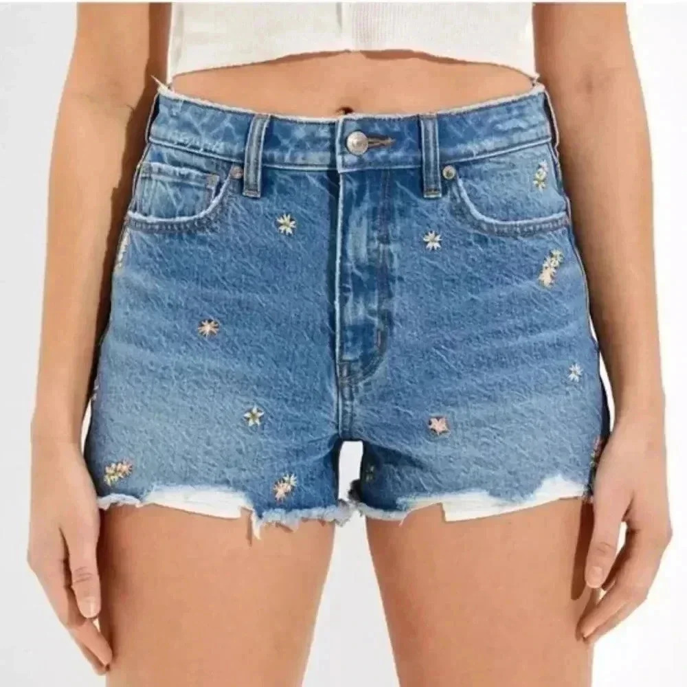 American Eagle Women's Size 0 Embroidered Floral Mom Shorts Denim Jean Raw Hem